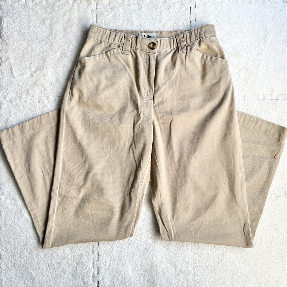 L.L. Bean khaki classic fit straight leg pants, size 8 regular